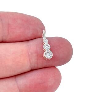 Estate Sterling Silver 925 Graduated Cubic Zirconia Pendant